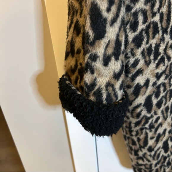 RD STYLE LEOPARD PRINT OVERCOAT WITH HOOD, POCKETS AND BUTTON FRONT SIZE SMALL - Picture 12 of 16